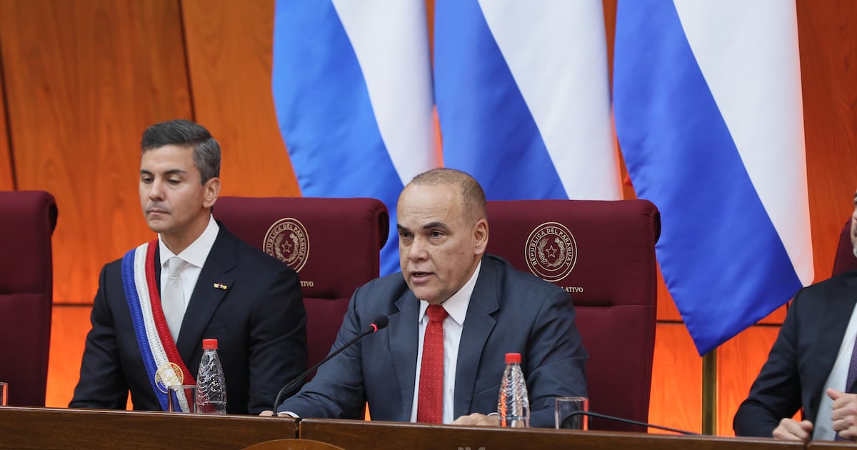 Titular del Congreso destaca inversión histórica en salud del gobierno de Santiago Peña