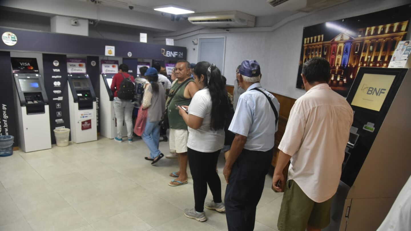 Aproximadamente 6.000 pensionados del Estado cobrarán sus pagos este viernes