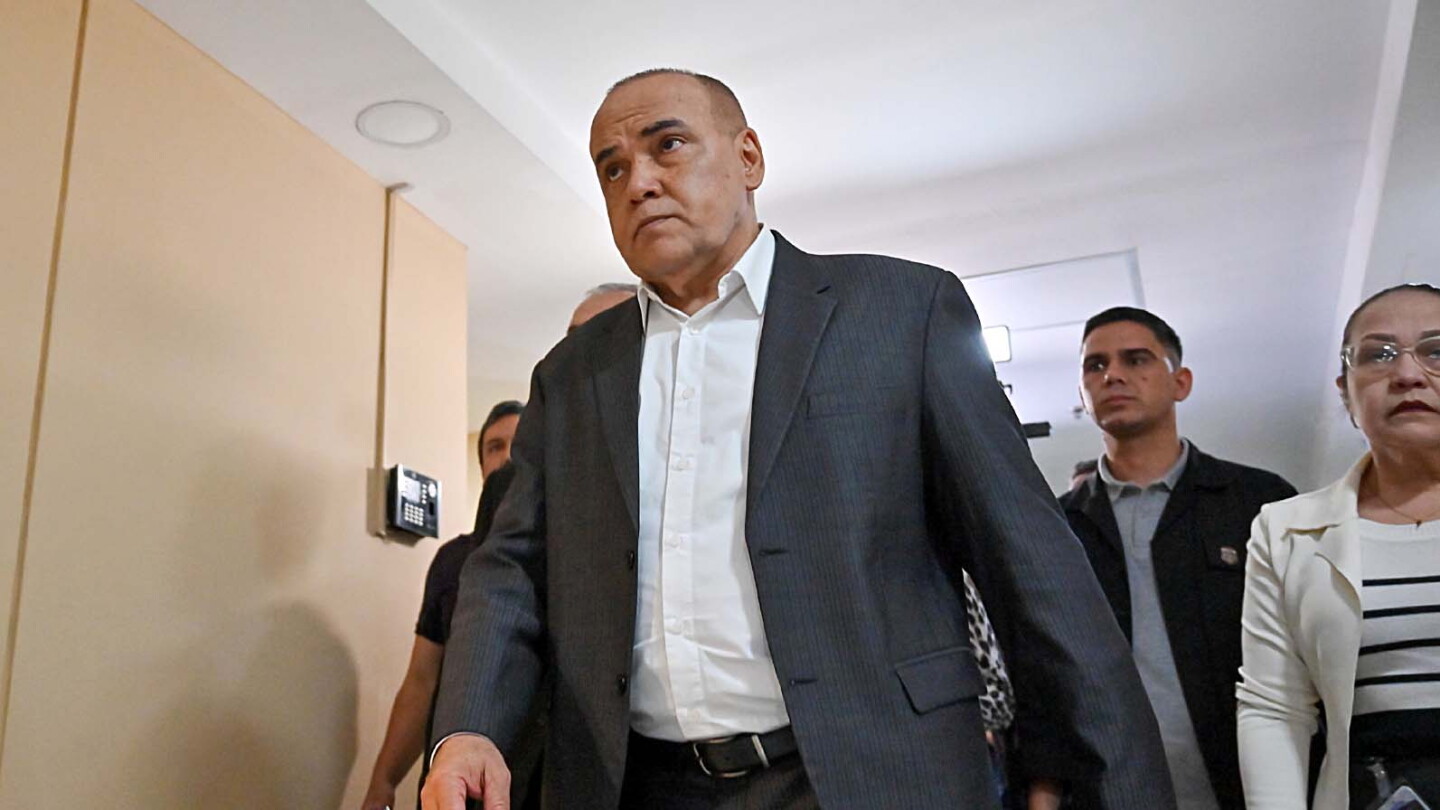 Aníbal Filártiga: “Ni a una cucaracha operó Bachi Núñez”
